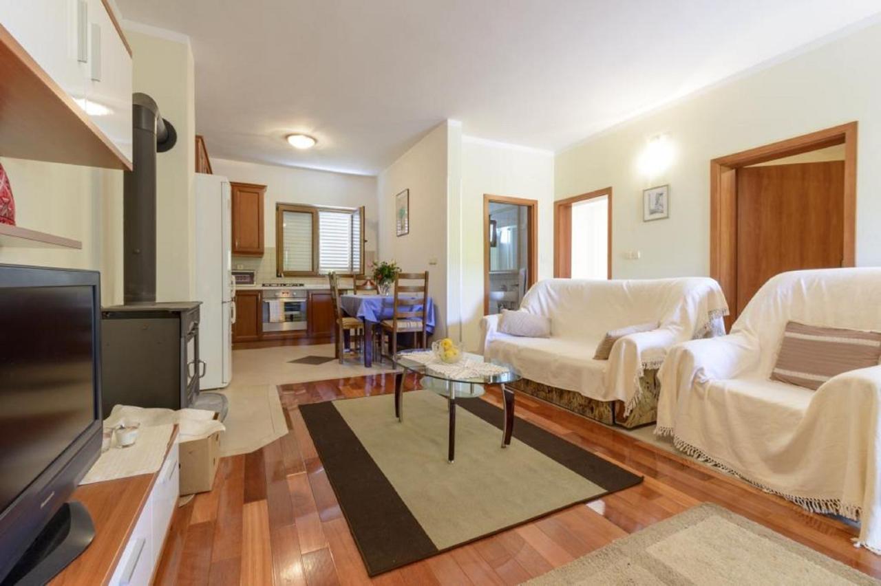 Apartment Petar Vitaljina Екстериор снимка