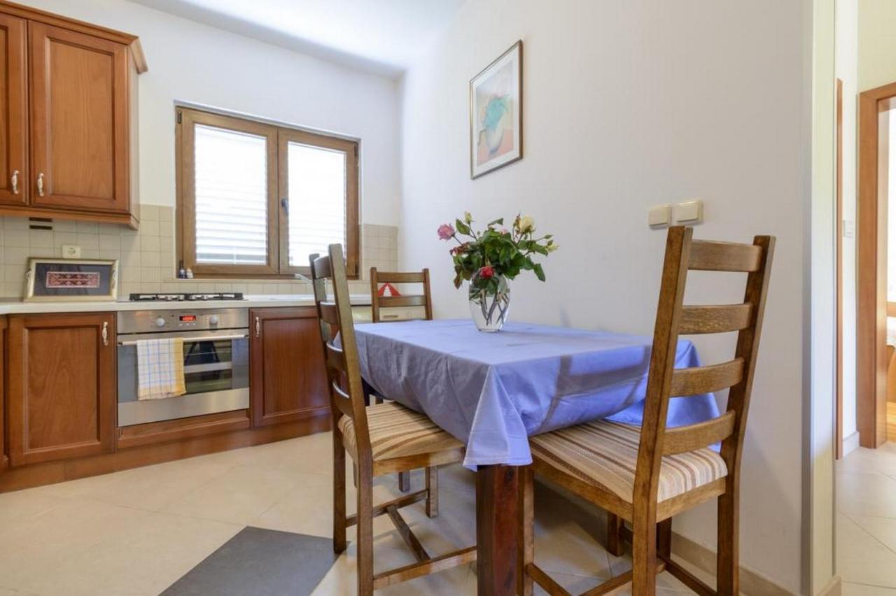 Apartment Petar Vitaljina Екстериор снимка