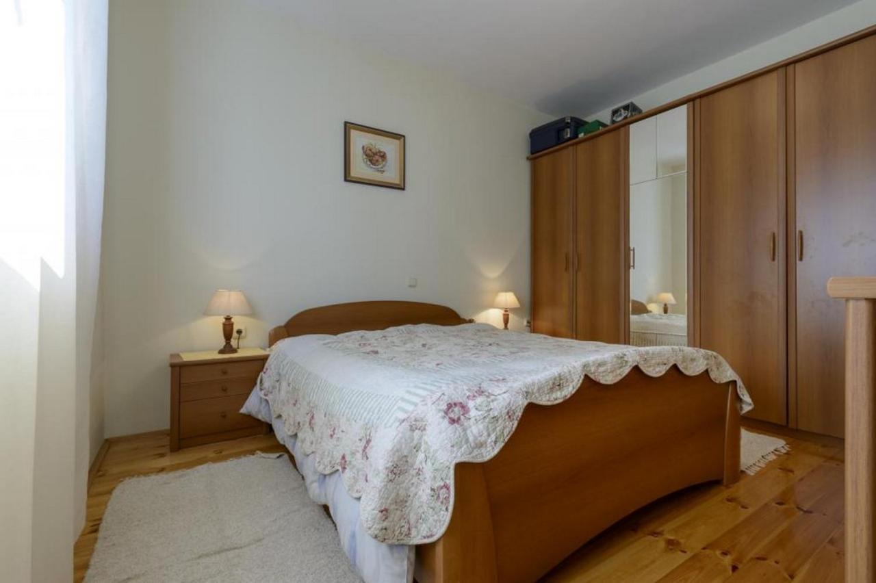 Apartment Petar Vitaljina Екстериор снимка